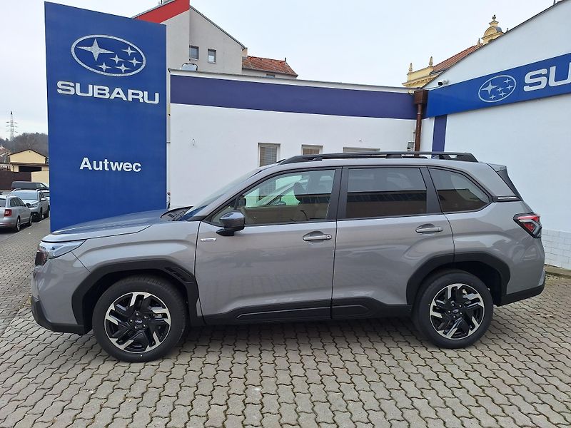 Subaru Forester (2026) Comfort s NAVI -65.000 Kč - fotka 2 z 21