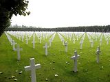 Na hřbitově v Meuse – Argonne je pohřbeno 14 246 vojáků.