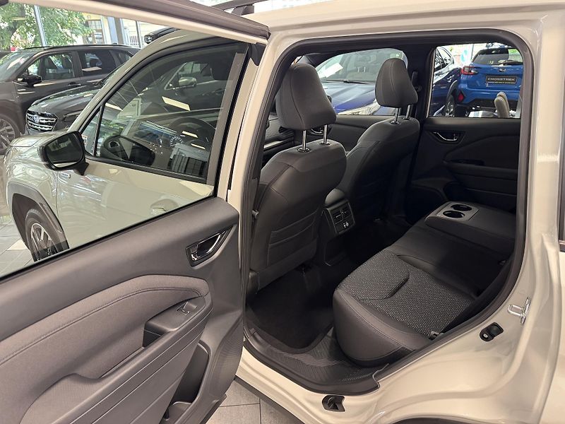 Subaru Forester (2026) Comfort Navi Lineartronic - fotka 14 z 22