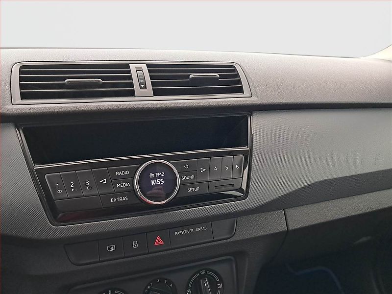 Škoda Fabia (2016) 1.2 TSI, Serv.kniha - fotka 12 z 15