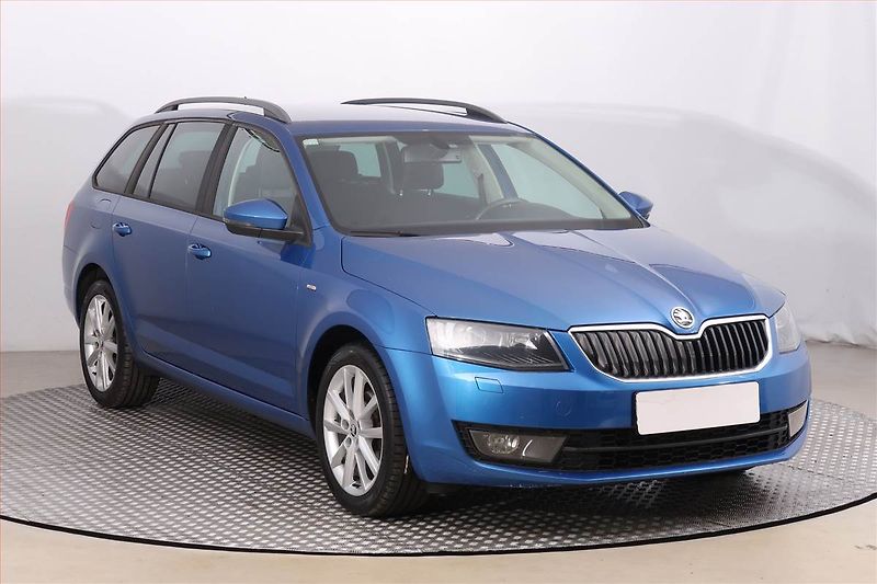 Škoda Octavia (2016) Ambition 1.6 TDI, Xenony - fotografie inzerátu