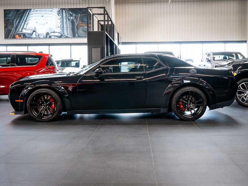 Dodge Challenger (2021) 6.2 SRT Hellcat Widebody 717HP - fotka 2 z 32