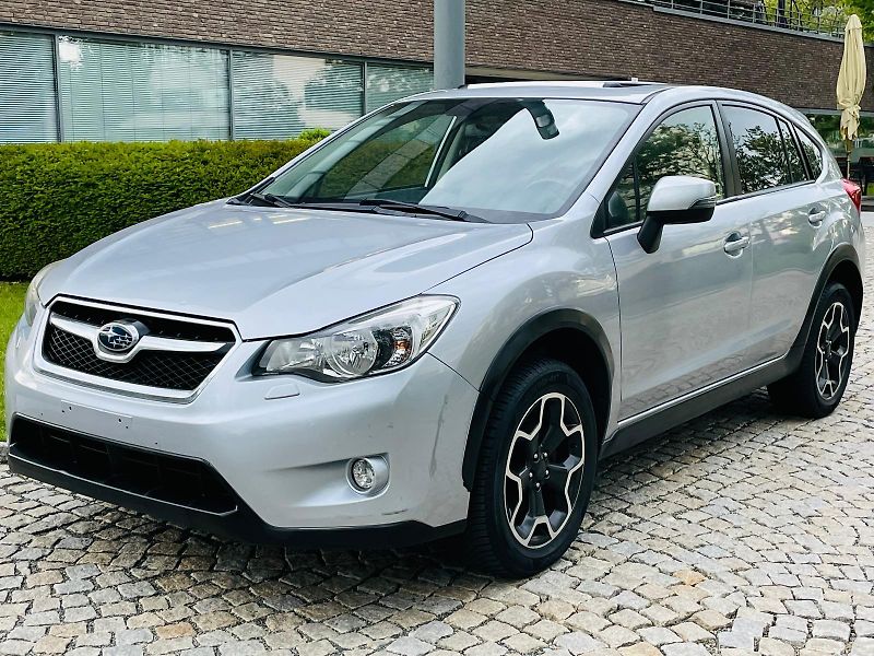 Subaru XV 2.0i 4x4 AUT VÝHŘEV SERVISKA - fotka 3 z 51