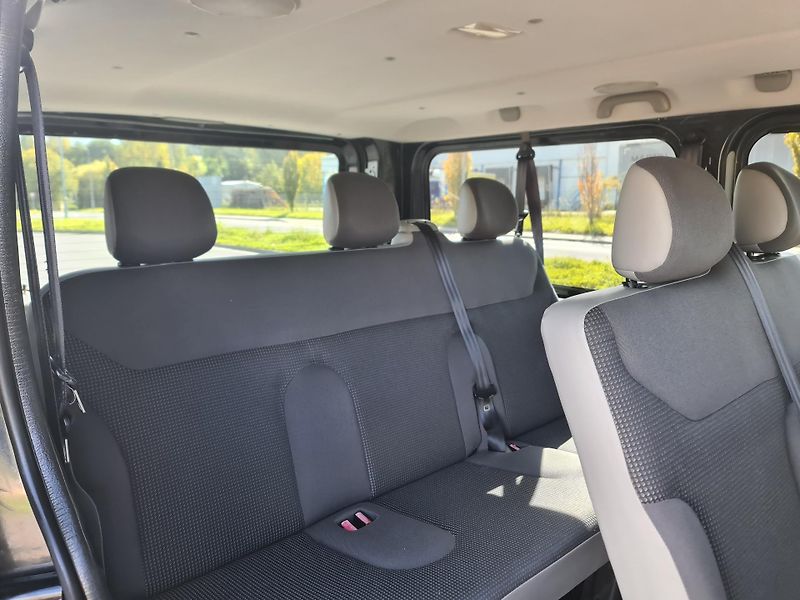Opel Vivaro (2012) LONG 2.0 CDTi KLIMA 9-MÍST SER - fotka 13 z 42