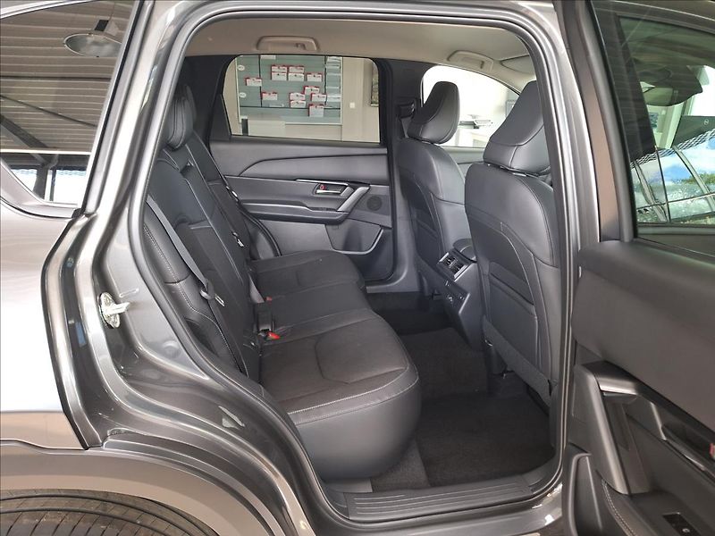 Mazda CX-5 (2026) 2,5 G 141ps 6AT AWD Exclusive- - fotka 5 z 13
