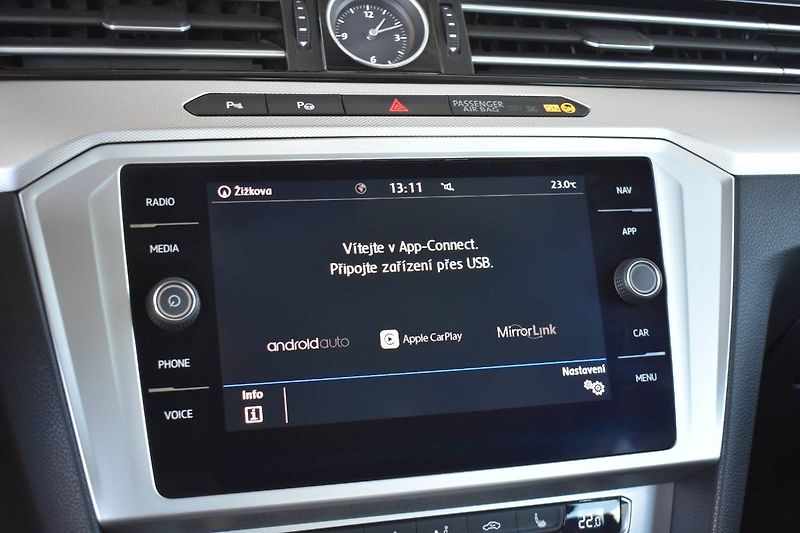 Volkswagen Passat Variant (2017) 2.0TDI 110kW, LED, el. vyhřiív - fotka 18 z 22