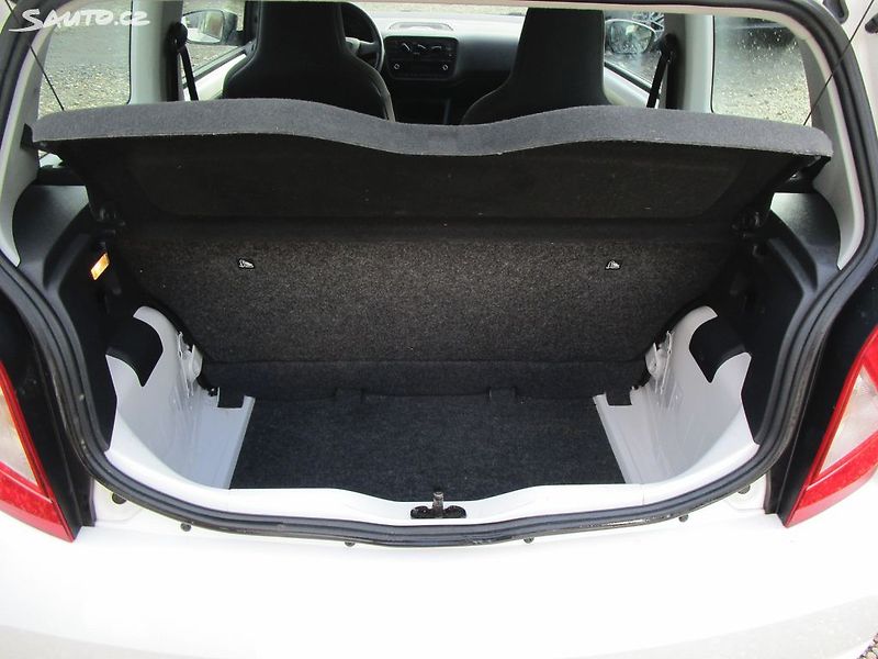 Seat Mii 1,0 - 44KW - NOVÁ STK+OLEJ - fotka 9 z 19