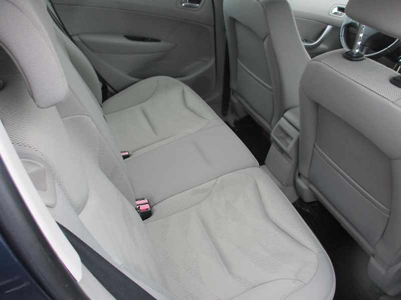 Peugeot 308 (2009) 1,4 VTi - fotka 8 z 10