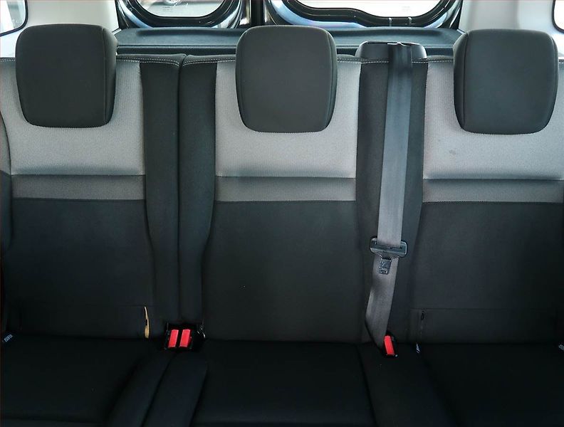 Renault Kangoo (2017) 1.5 dCi, 5Míst, ČR, 1Maj, DPH - fotka 10 z 19