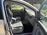 Volkswagen Touran 1.6 75kw Trendline 7 míst - náhled 16