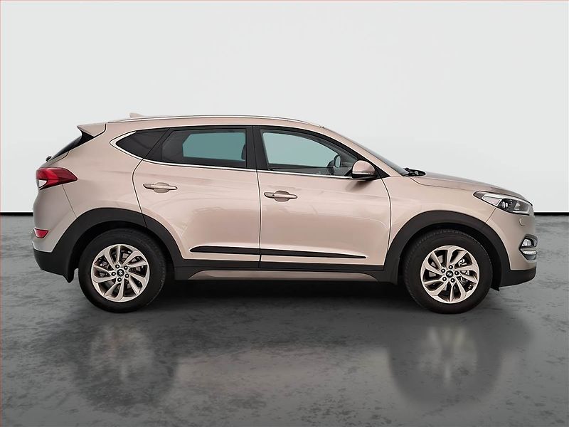 Hyundai Tucson (2016) 2.0 CRDi, 4X4, Automat, Navi - fotka 6 z 21