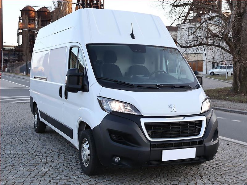 Peugeot Boxer (2018) 2.0 BlueHDi, Maxi, 16m3, 1.0t - fotografie inzerátu