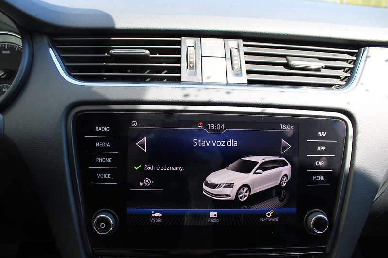 Škoda Octavia 2,0 TDI 110kw Style plus - fotka 17 z 25
