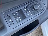 Volkswagen Golf (2022) 2.0 TDi, ČR, Life, LED - náhled 11