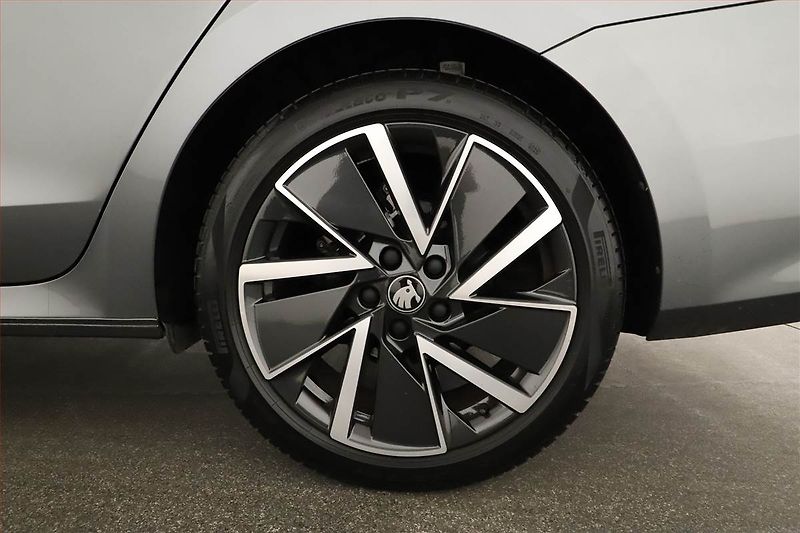 Škoda Octavia (2025) Sportline 2.0 TDI - fotka 19 z 19