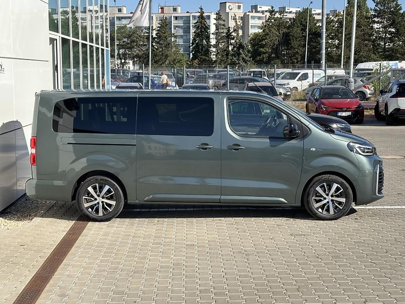 Toyota ProAce Verso (2026) L2 FAMILY 8S 2,2D AT  - fotka 13 z 14