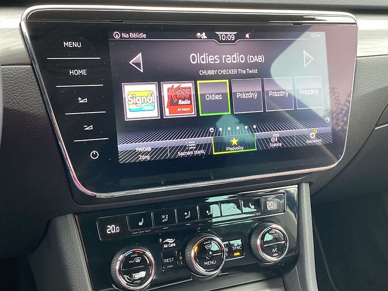 Škoda Superb (2021) 2.0 TDI DSG Style - fotka 11 z 35