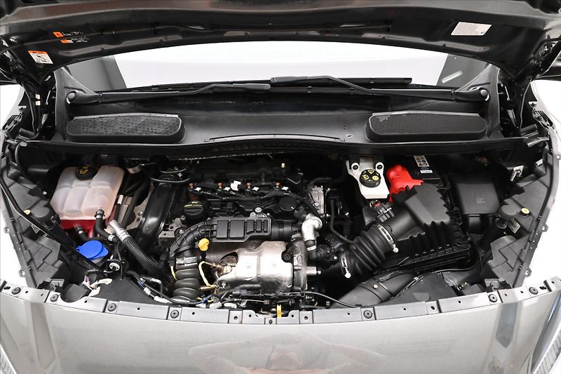 Ford Transit Connect 1,5 TDCI 76 kW Ecoblue Záruka - fotka 9 z 28