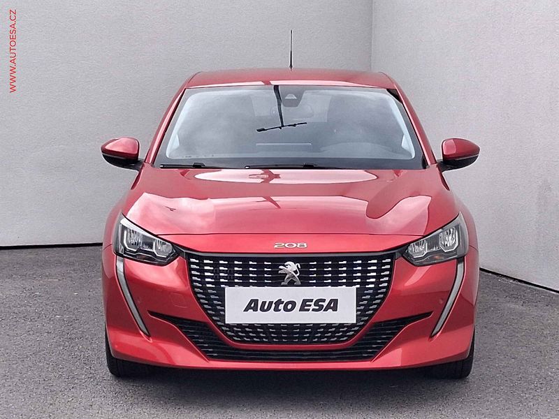Peugeot 208 (2020) 1.2PT, Allure, AT, kamera - fotka 2 z 17