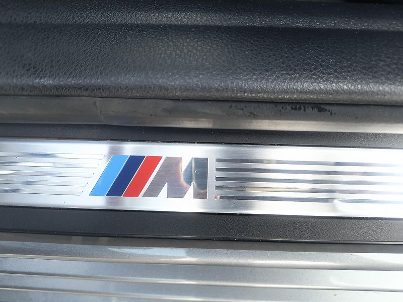 BMW Řada 5 (2014) 525d M xDRIVE/HEAD-UP/PANORAMA - fotka 29 z 61