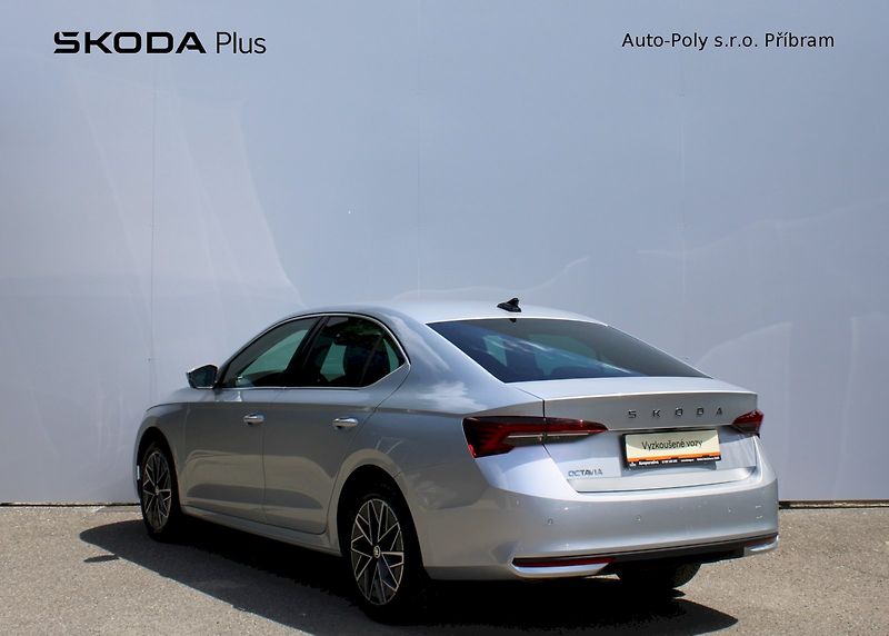 Škoda Octavia (2024) Top Selection 2.0TDI / 110kW 7 - fotka 7 z 23
