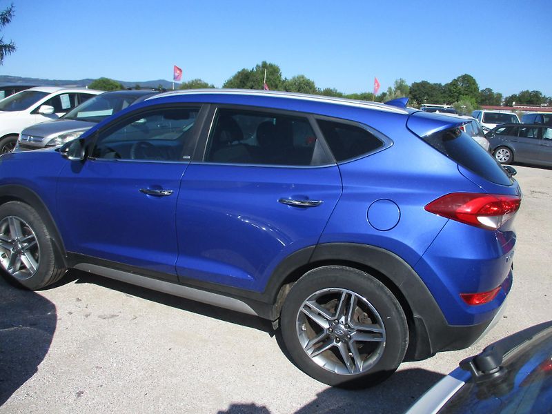 Hyundai Tucson (2018) 2,0 CRDi 4x4 - fotka 4 z 11