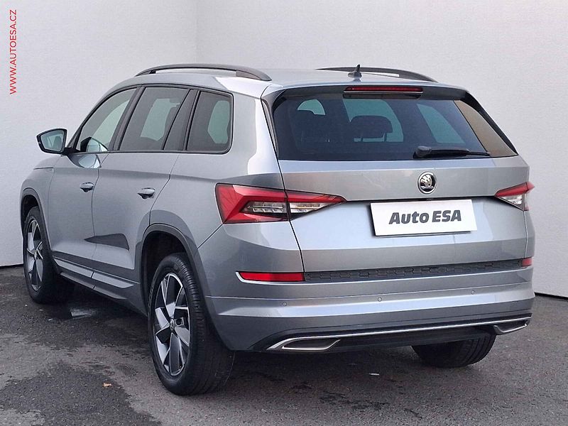 Škoda Kodiaq (2018) 1.4 TSi, SportLine, DSG, LED - fotka 6 z 19