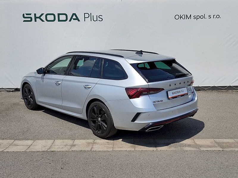 Škoda Octavia (2023) Combi RS 2,0 Tdi 147 Kw DSG - fotka 33 z 38