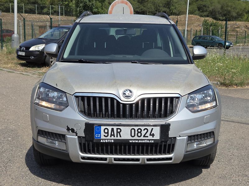 Škoda Yeti (2017) 2,0TDi 4x4 celopolep folie!  - fotka 2 z 9