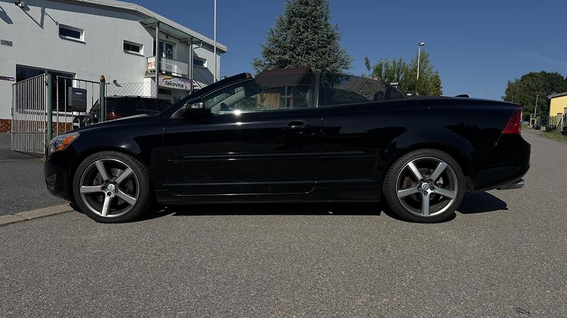 Volvo C70 (2011) T5 CABRIO 75 TIS KM 169KW - fotka 10 z 12