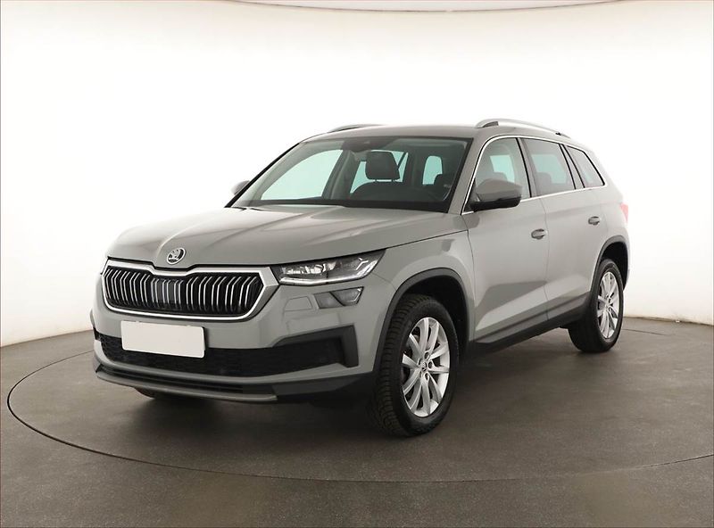 Škoda Kodiaq (2023) 2.0 TDI - fotka 2 z 20