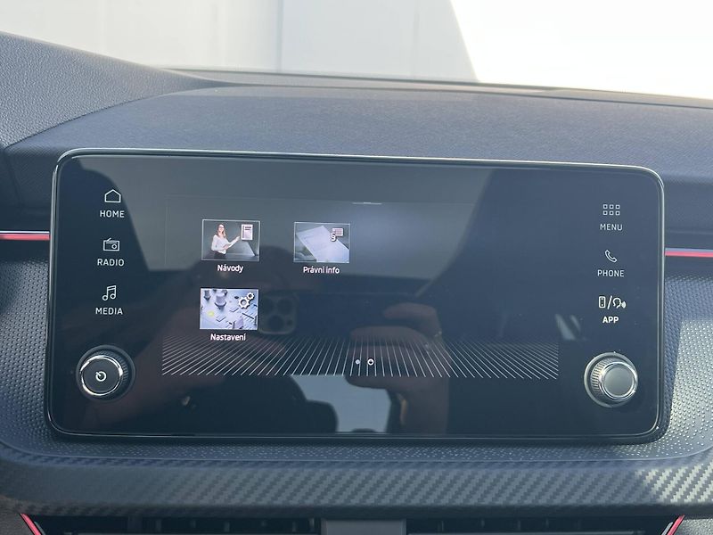 Škoda Kamiq (2026) Monte Carlo 7DSG 1,0TSI - fotka 13 z 22