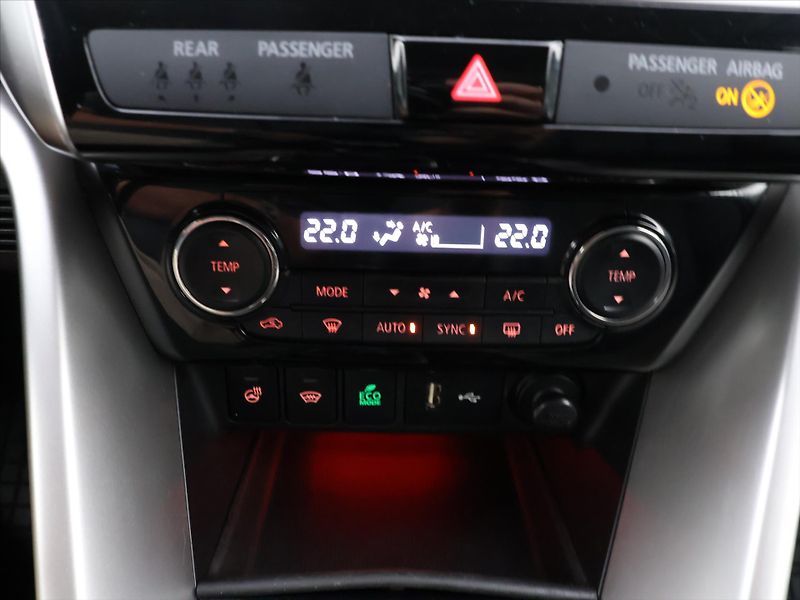 Mitsubishi Eclipse Cross 1,5 T-Mivec 120kW LED Kůže - fotka 20 z 34