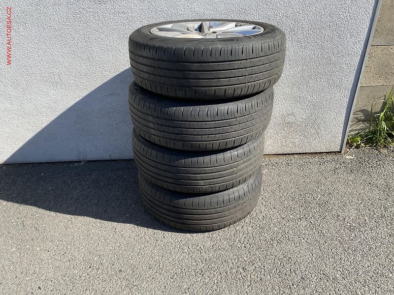 Volkswagen Golf (2022) 2.0 TDi 4x4, Alltrack, DSG, - fotka 22 z 22