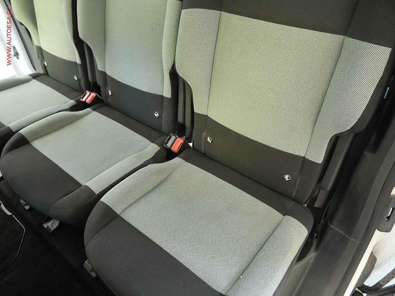 Citroën Berlingo (2019) 1.2T, 1.maj,ČR, Feel, AC - fotka 10 z 21