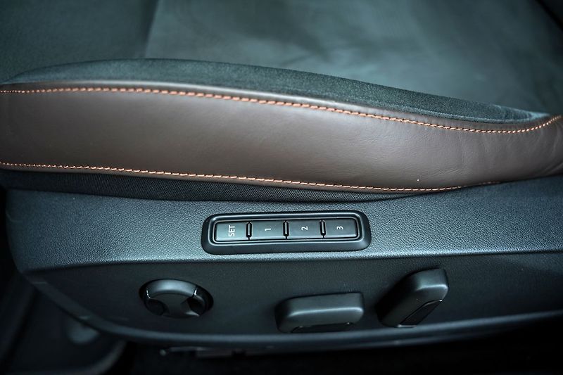 Cupra Formentor VZ5 2.5 TSI DSG 4Drive,Taiga G - fotka 41 z 50