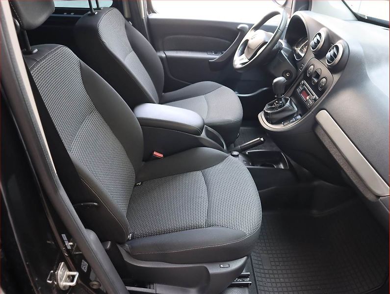 Mercedes-Benz Citan (2017) 111 CDI, 5Míst - fotka 9 z 15