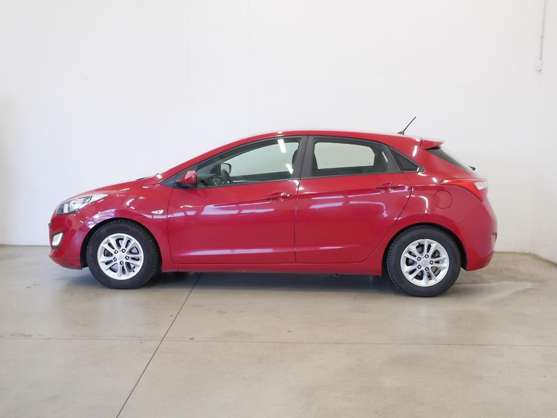 Hyundai i30 - fotka 3 z 23