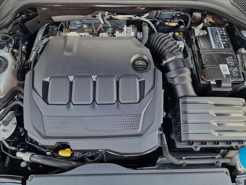 Škoda Octavia 2.0TDI Style, původ ČR,1.Maj. - fotka 43 z 50