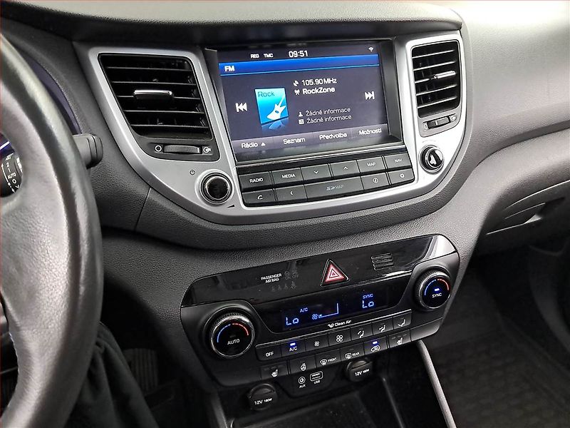 Hyundai Tucson (2016) 1.7 CRDi, Navi, Tempomat - fotka 12 z 21