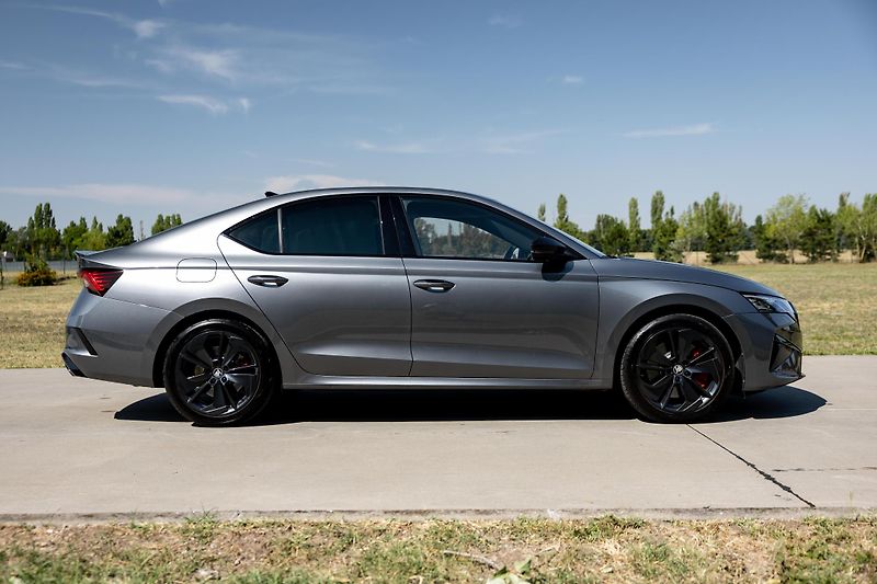 Škoda Octavia (2026) RS - fotka 5 z 44