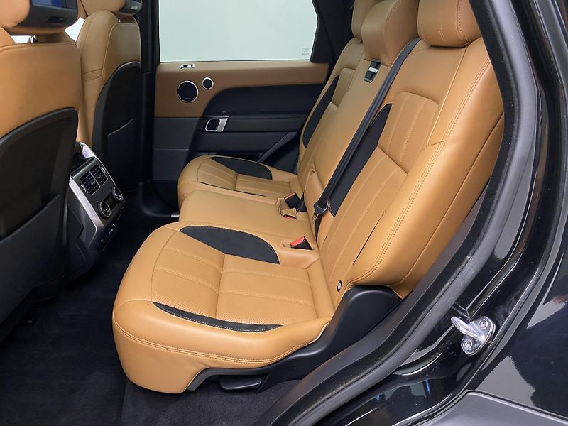Land Rover Range Rover Sport 3.0 SDV6 HSE AWD - fotka 4 z 53