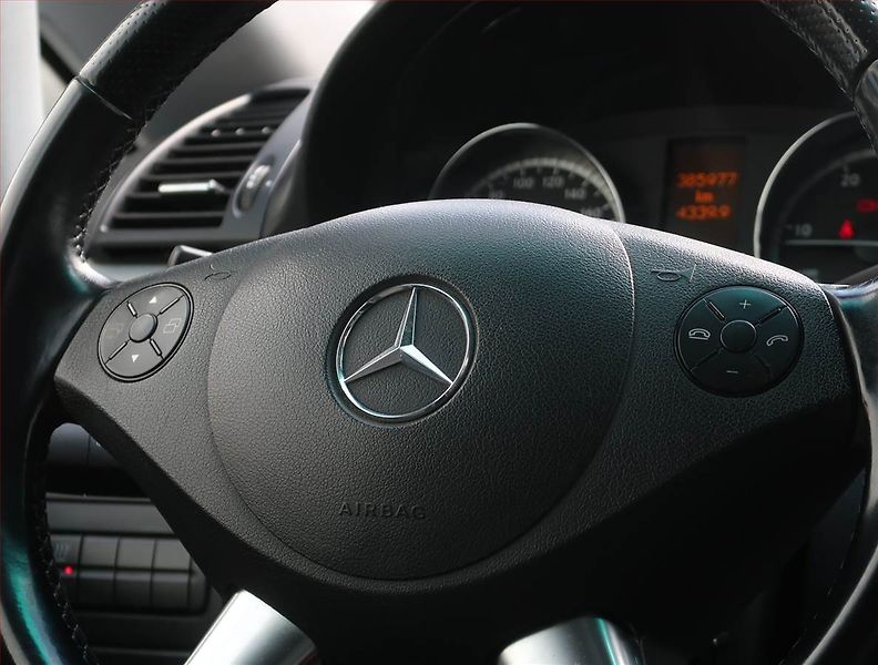 Mercedes-Benz Viano (2013) Trend 2.2 CDI, ČR - fotka 21 z 21