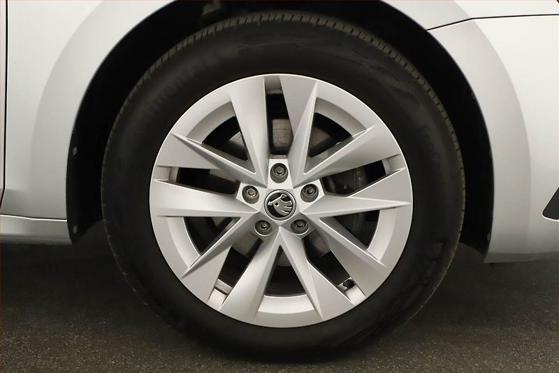 Škoda Octavia (2021) Style 1.5 TSI e-tec - fotka 14 z 14