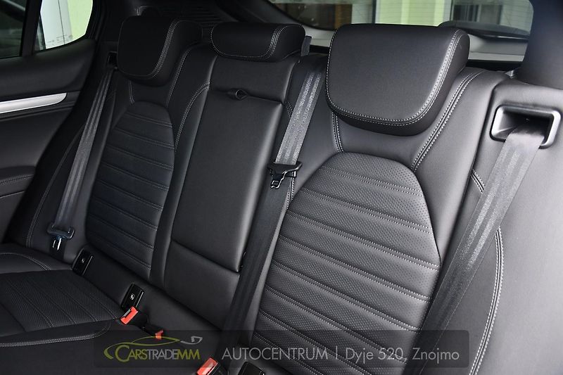 Alfa Romeo Stelvio 2.2 JTDm 154kW  Připravujeme - fotka 14 z 49