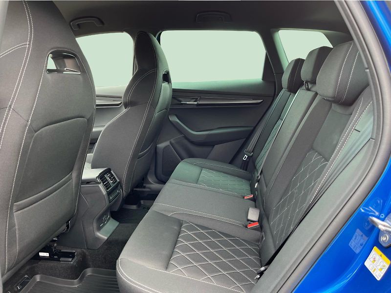 Škoda Karoq SPORTLINE 1.5 A7F 110kW - fotka 12 z 24