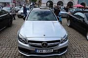 Sraz vozů značky Mercedes na Karlově náměstí v Kolíně.