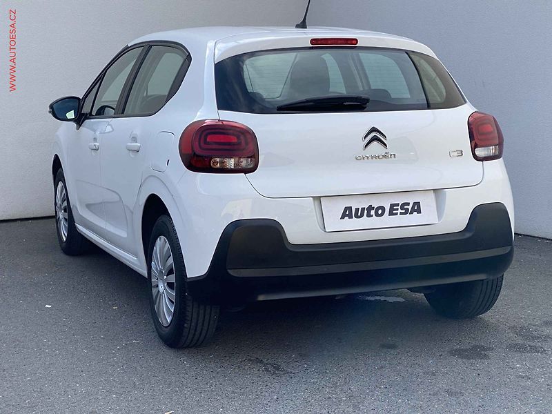 Citroën C3 (2021) 1.2 PT, Feel, LED, navi - fotka 6 z 16