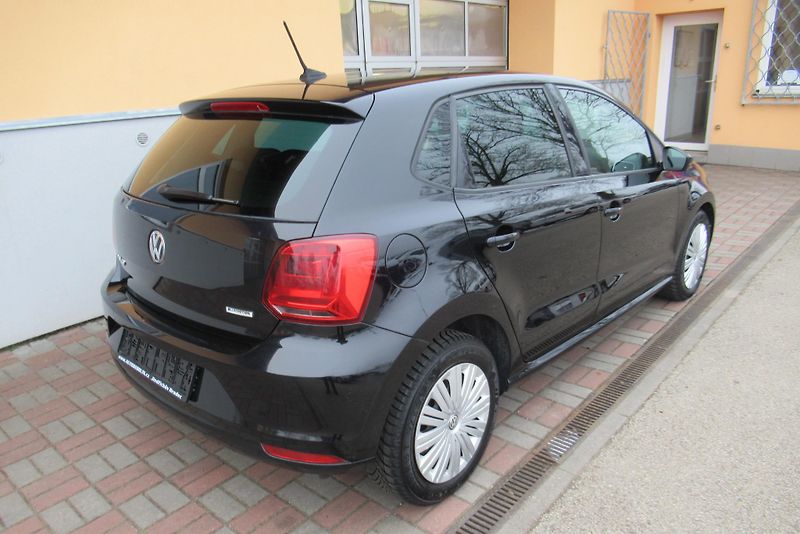 Volkswagen Polo 1.0 MPi AUT. KLIMA  NAVIGACE - fotka 2 z 26