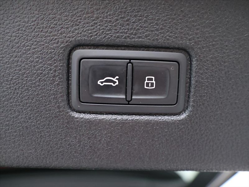 Audi Q7 3,0 TDI 200kW quattro 1.Maj. - fotka 11 z 32